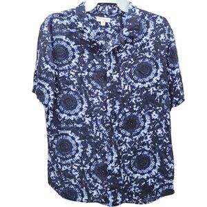 Earthbound collared button down shirt Size M